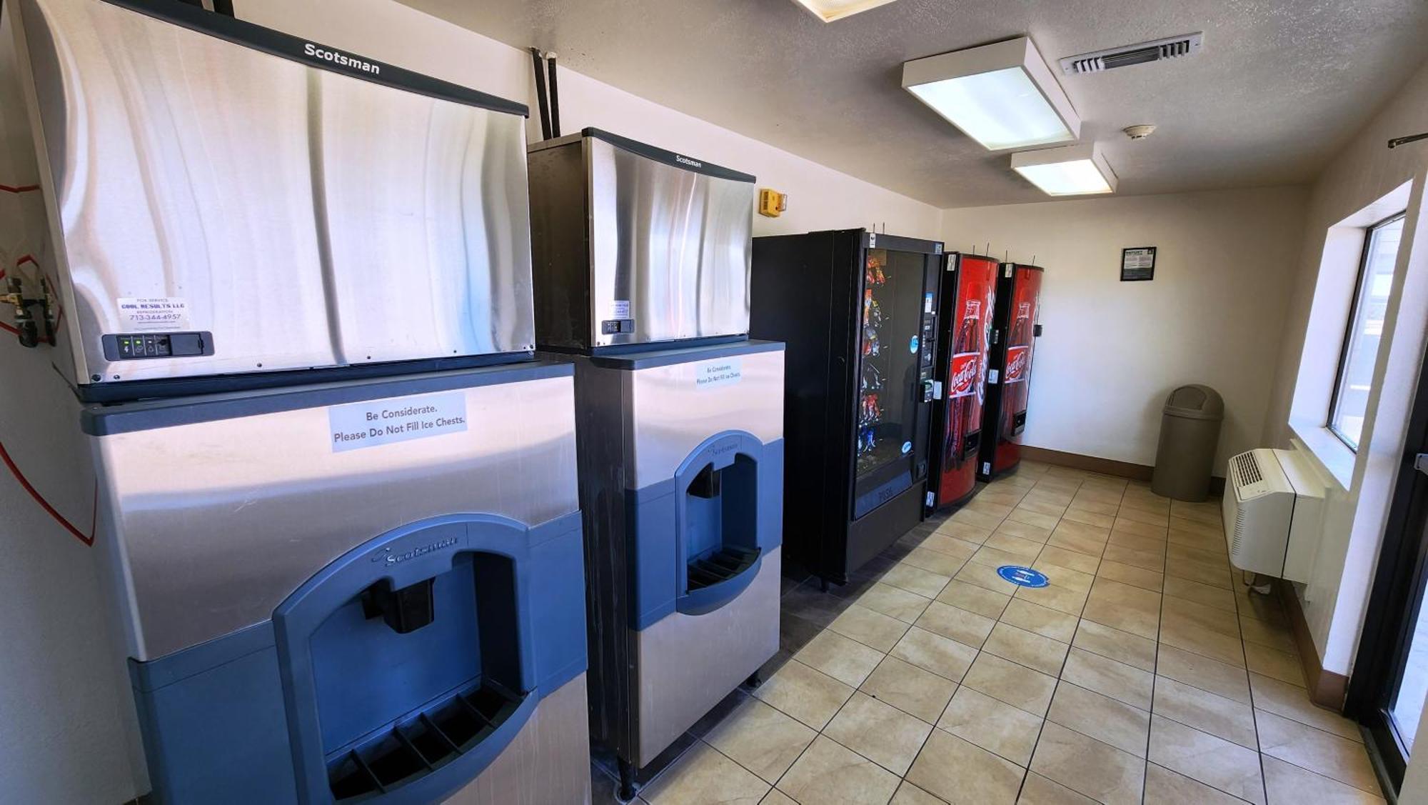 Motel 6-Webster, Tx - Houston - Nasa Lake Bagian luar foto