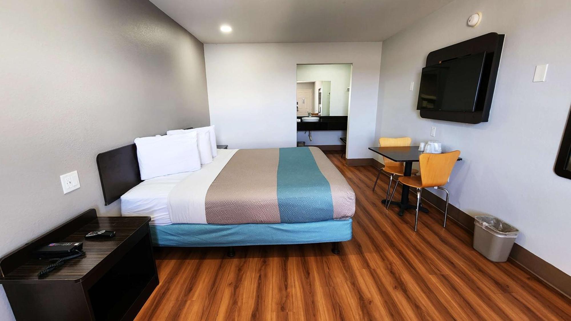 Motel 6-Webster, Tx - Houston - Nasa Lake Bagian luar foto